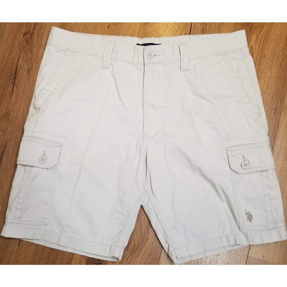 US Polo Assn Mens Beige Cargo Shorts Belt Loops 6 Pockets Zip Button Close Sz 38